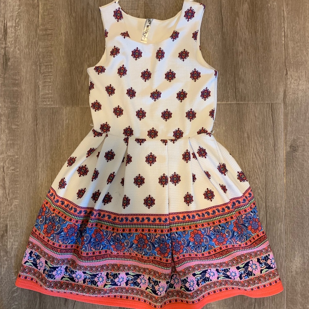 Kids dress size 8